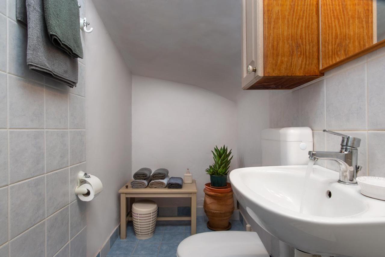 Astera Studio Is A Peaceful Place To Stay! Adamantas (Milos) Exterior foto